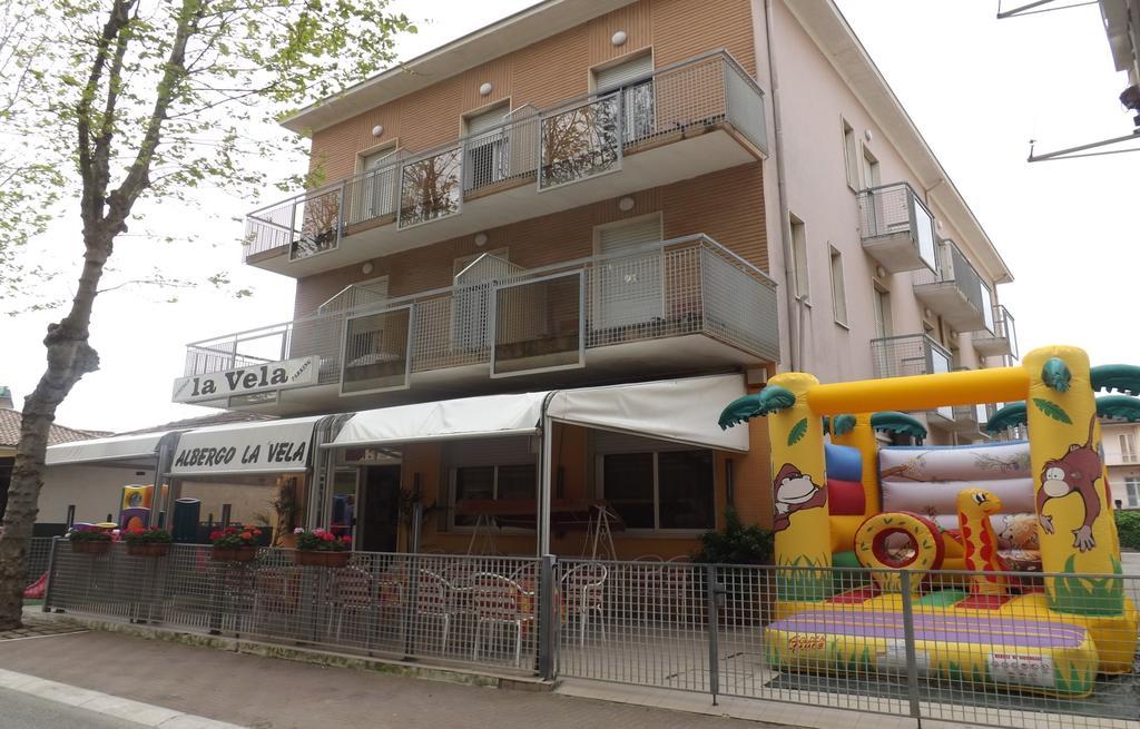 Hotel La Vela 벨레지아아지마리나 외부 사진